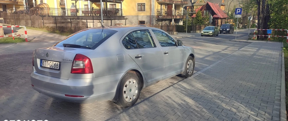 Skoda Octavia cena 17300 przebieg: 211500, rok produkcji 2010 z Zakopane małe 56